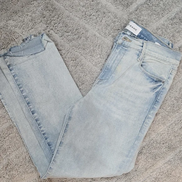 FRAME Light Wash Straight Leg Jeans - Picture 6 of 6